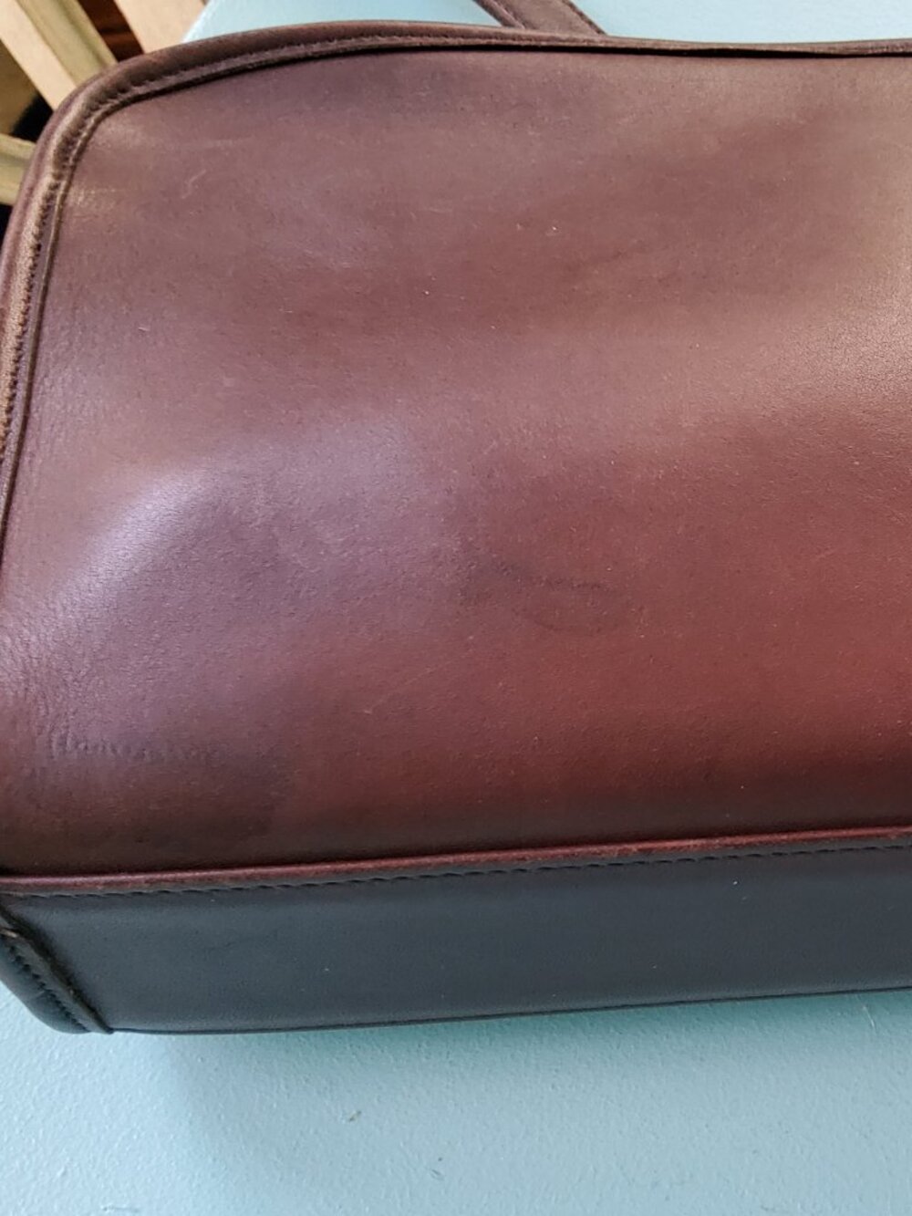 Vintage Coach Metropolis Crossbody in Mahogony 9087 - Picture 8 of 13